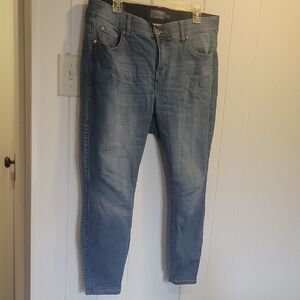Torrid Bombshell Skinny Jeans 16XS